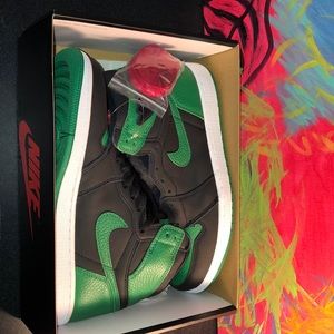 Retro Jordan 1 pine green size 9.5